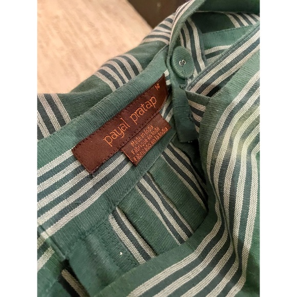 AnthropologieJumpsuit - Picture 4 of 5